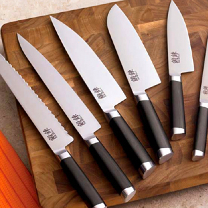 bossy_knives.png