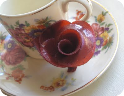 holiday_roll-up-rose.jpg