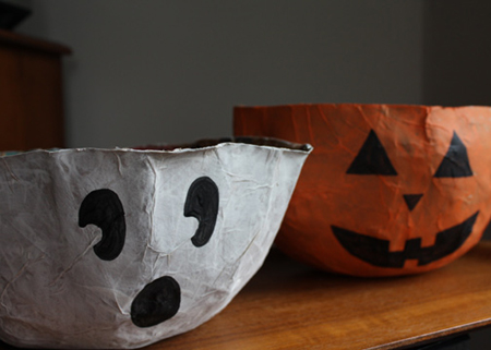 pumpkin-and-ghost-bowls.jpg
