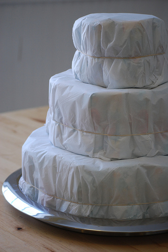 how to make diaper cakes