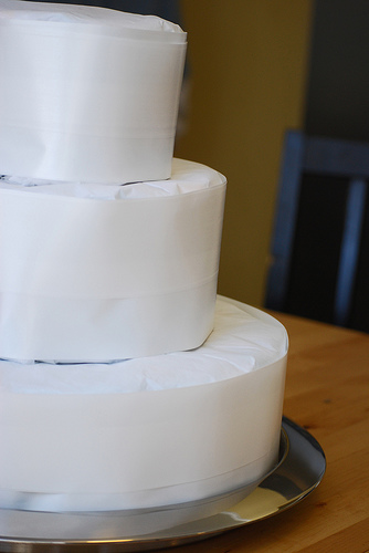 how to make diaper cakes