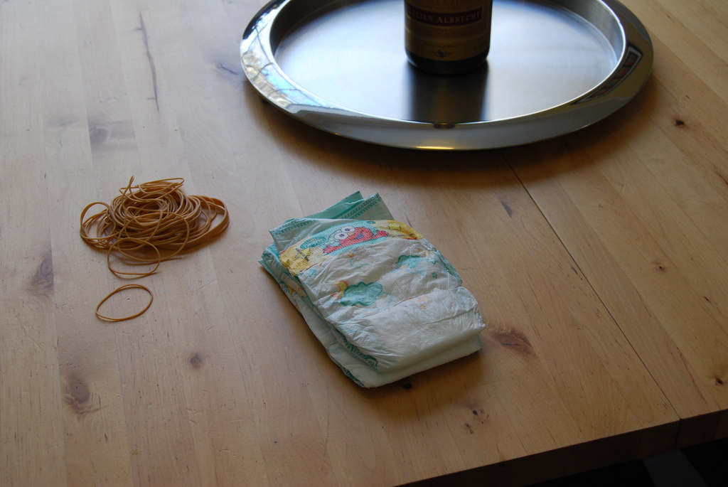how to make diaper cakes