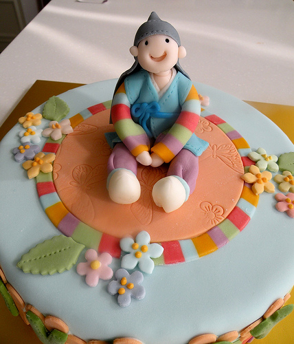 korean_1st_birthday_cermonial_dress.jpg