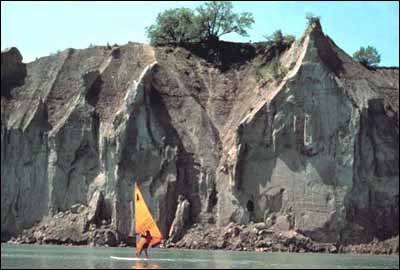 toronto_scarborough_bluffs.jpg