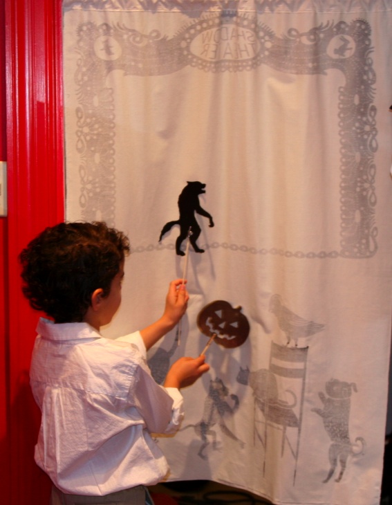 shadow%20puppet%20theater%202.jpg