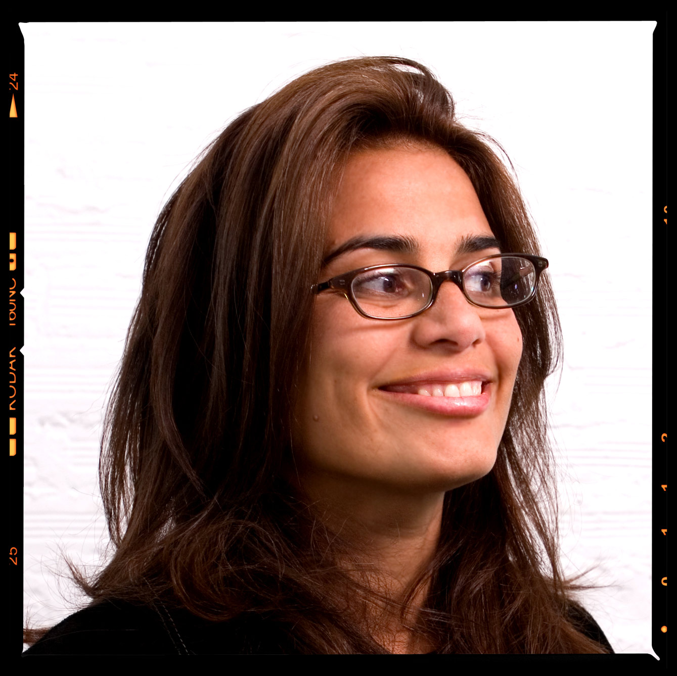 isabel%20kallman%20head%20shot.jpg