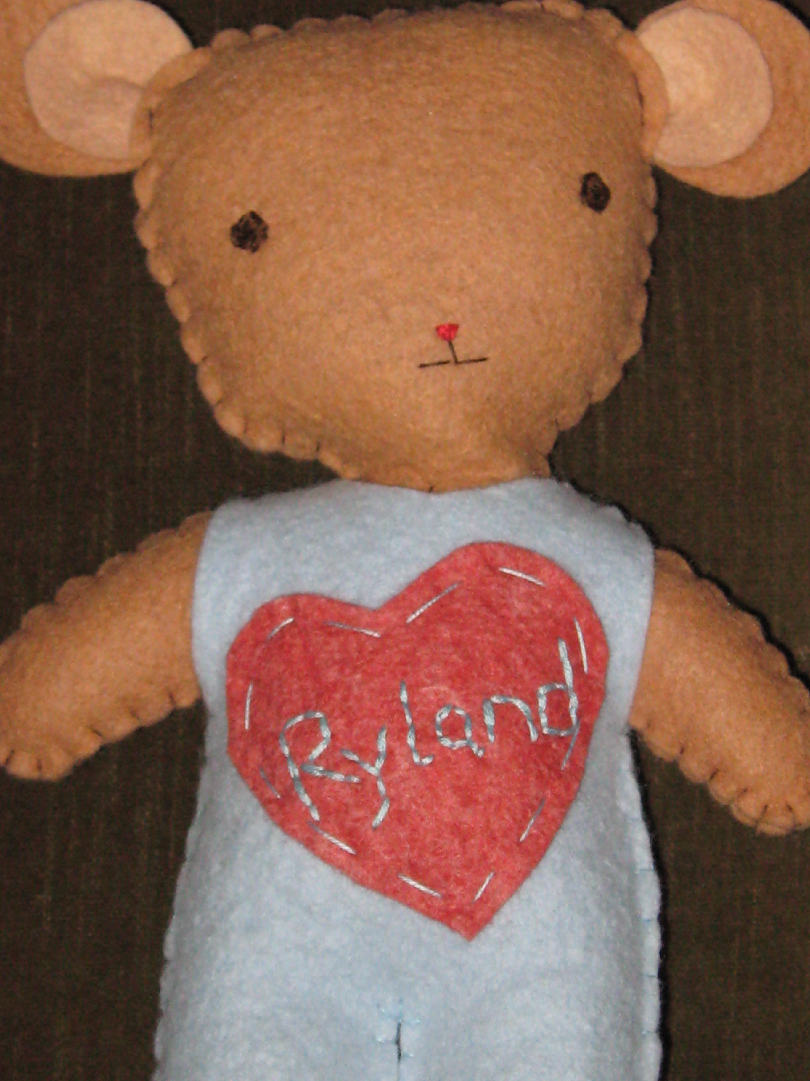 kata%20golda%20personalized%20bear.jpg