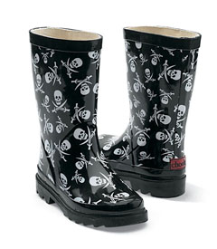 skull%20rainboots.jpg