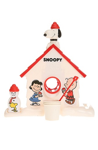 snoopy%20sno-cone%20maker.jpg