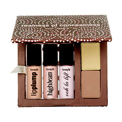 Hold Me Closer, Tiny Makeup
