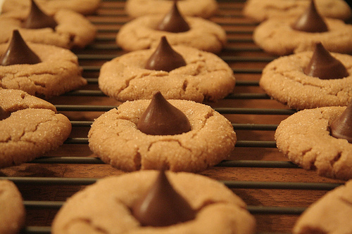 How to Resist Junk Food at the Office