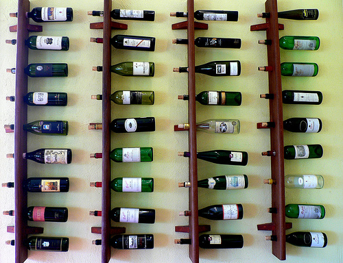 The Final Word on Dinner Party Wine Etiquette
